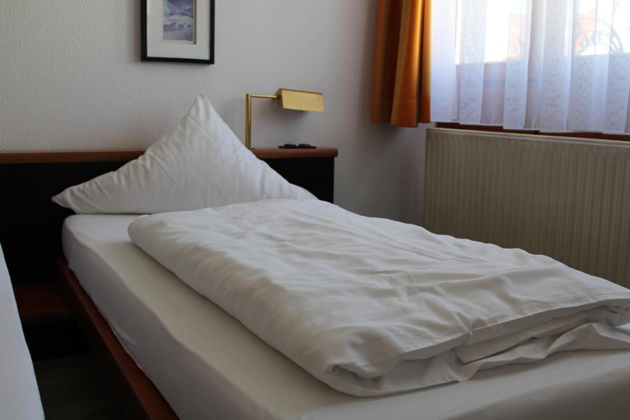 Nufringen Hotel Lamm מראה חיצוני תמונה