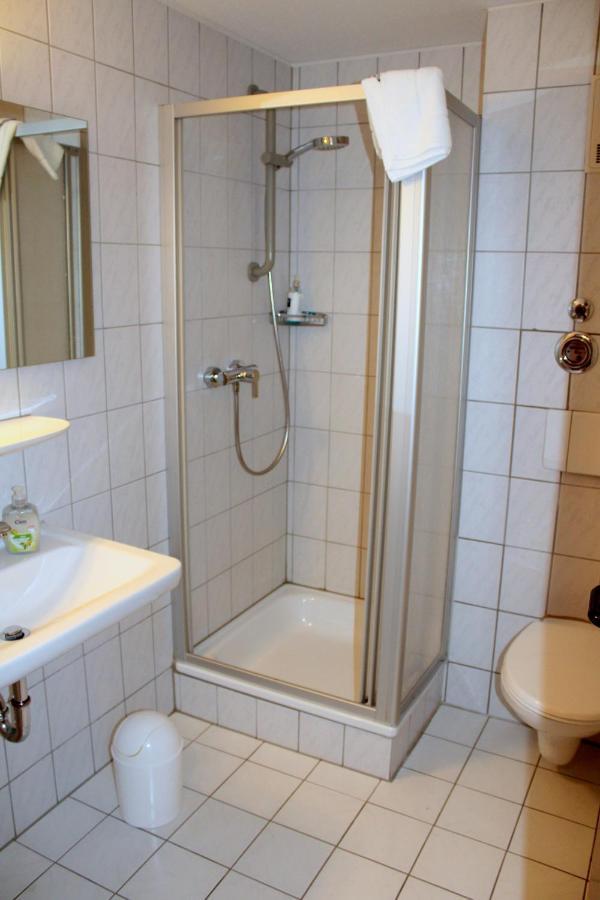 Nufringen Hotel Lamm מראה חיצוני תמונה