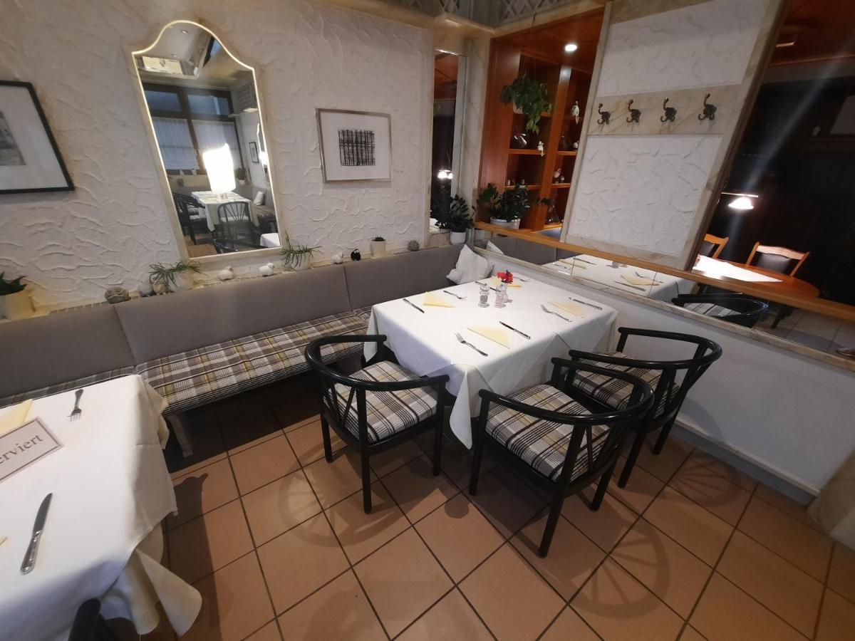 Nufringen Hotel Lamm מראה חיצוני תמונה